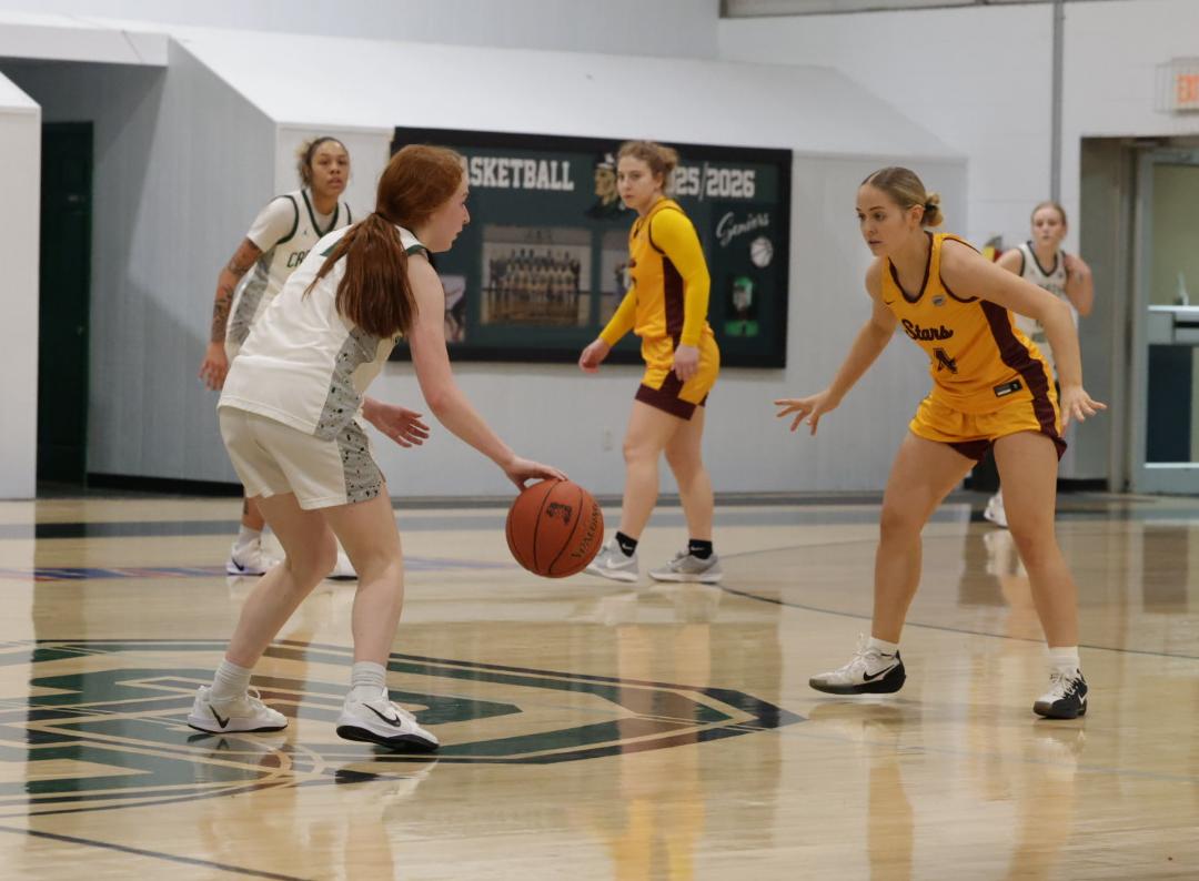 Stars Blast Past Pioneers in AMC Matchup