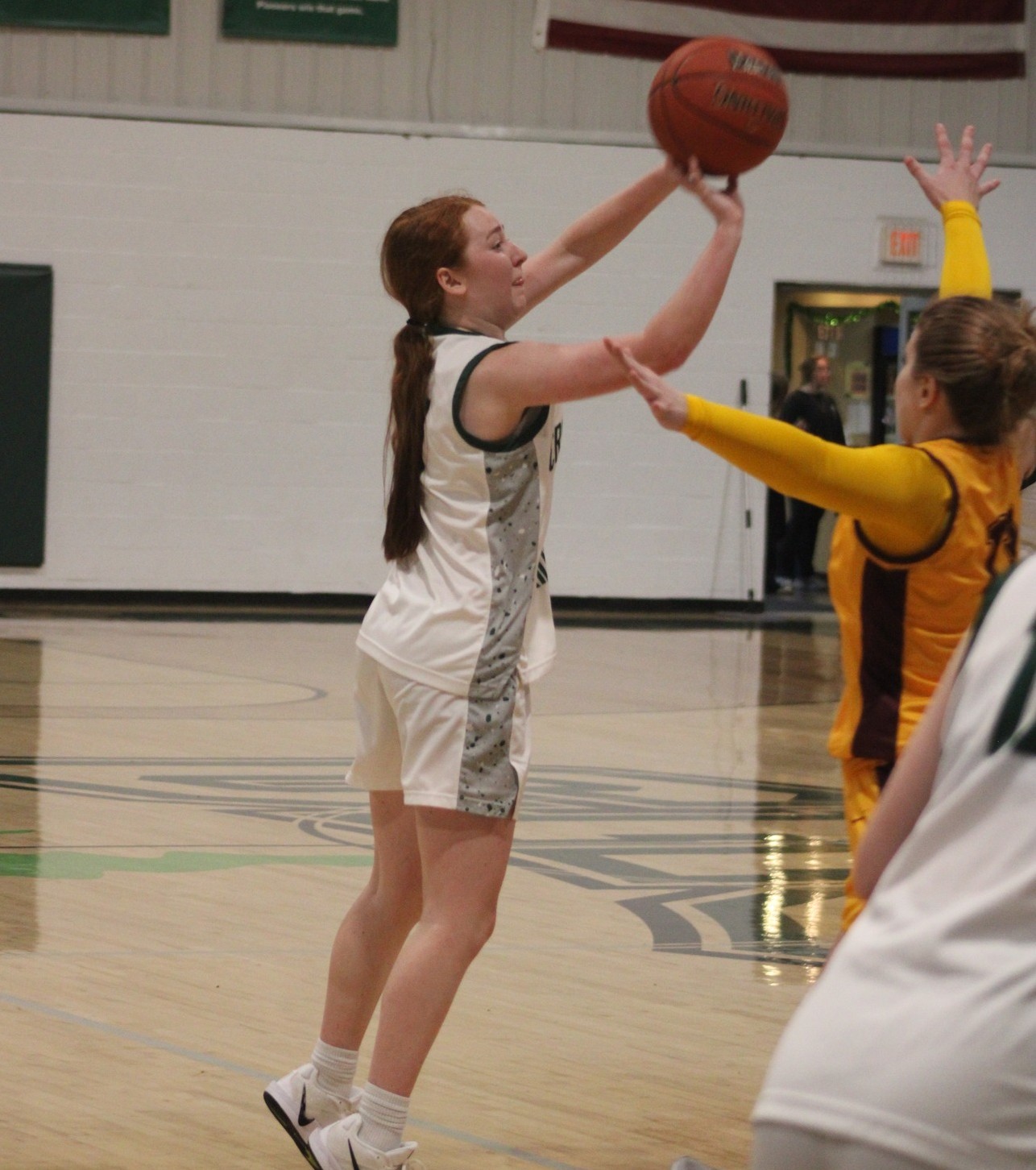 Pioneers Fall in St. Louis