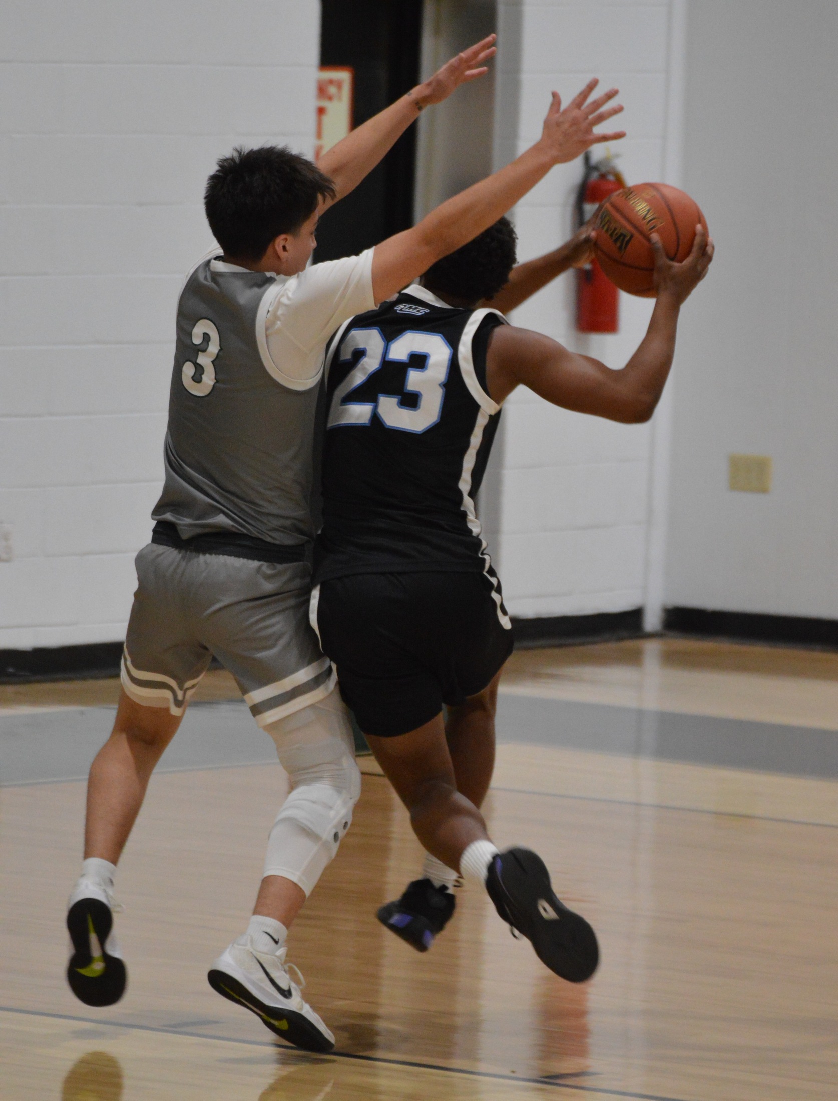 PIONEERS STORM PAST PATRIOTS